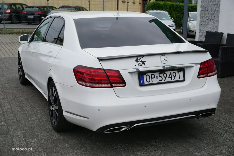 Mercedes-Benz Klasa E W212 E 220 7
