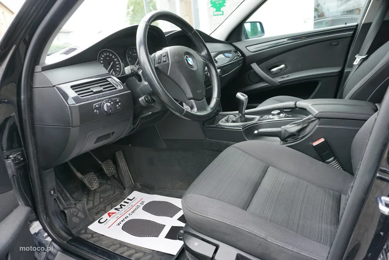 BMW Seria 5 E60 520 11