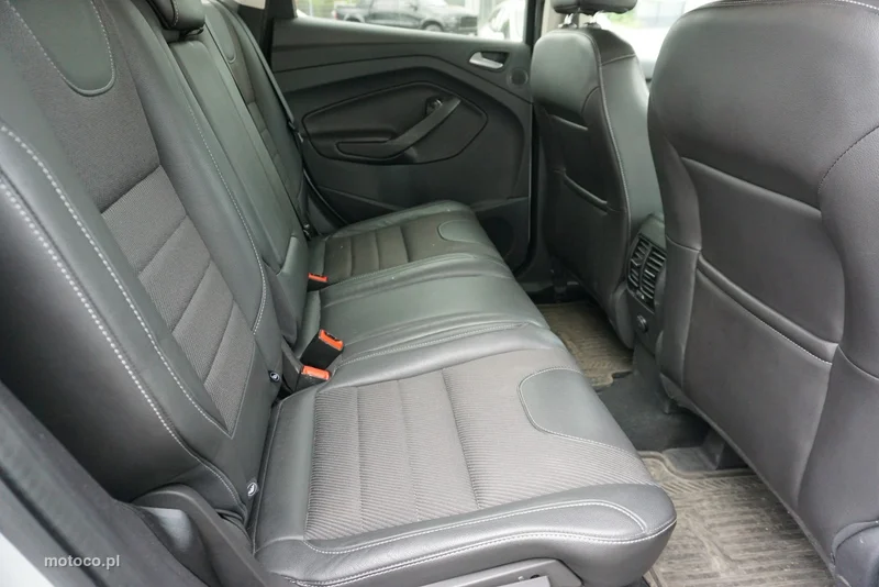 Ford Kuga II 17