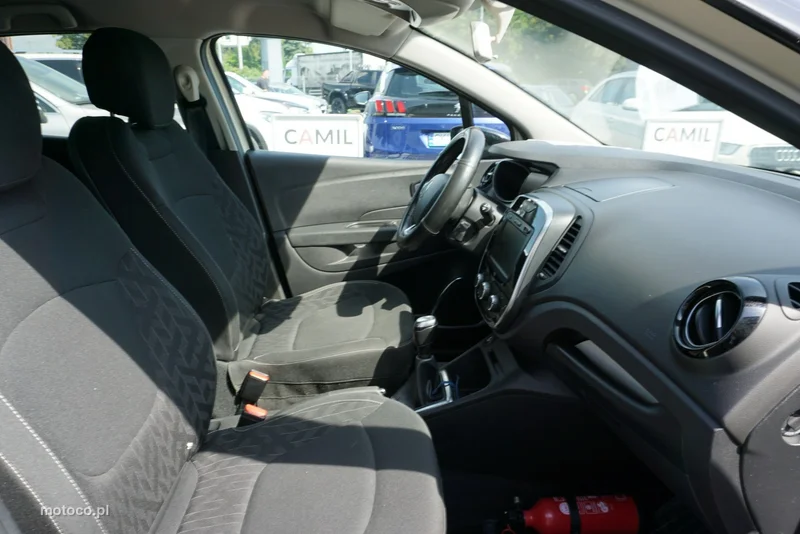 Renault Captur I 24