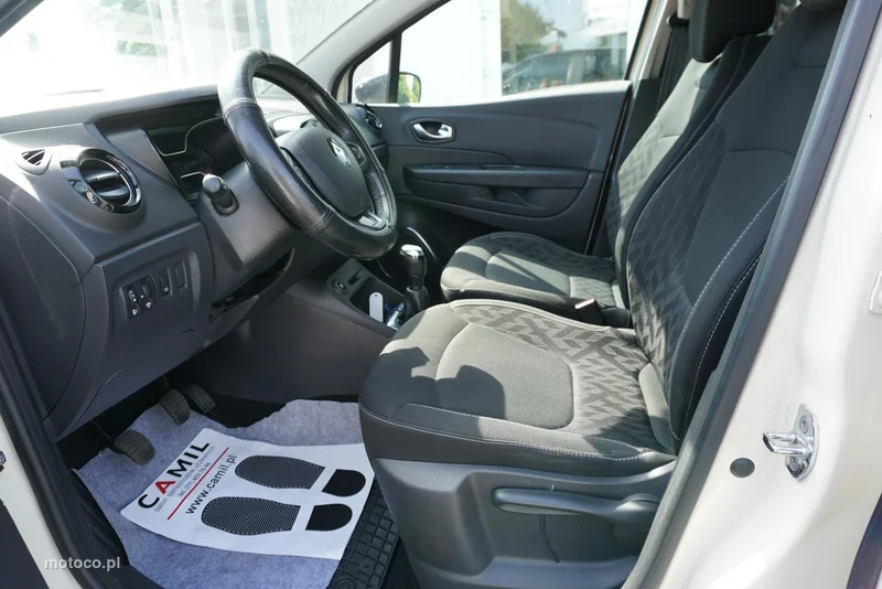 Renault Captur I 9