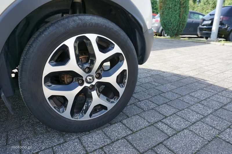 Renault Captur I 10