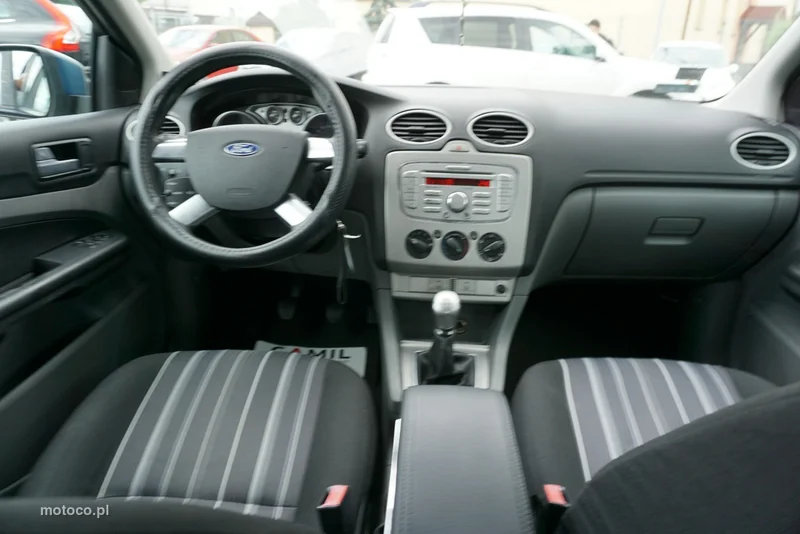 Ford Focus II 13