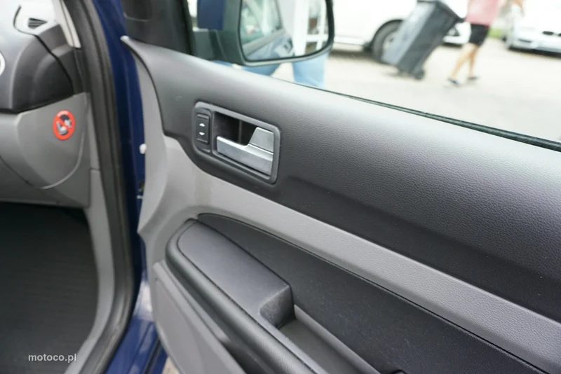 Ford Focus II 17