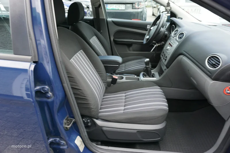 Ford Focus II 20