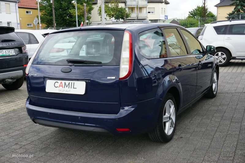 Ford Focus II 4