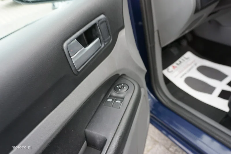 Ford Focus II 9