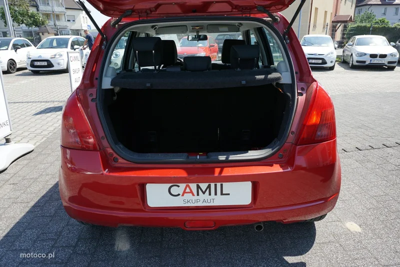 Suzuki Swift 12