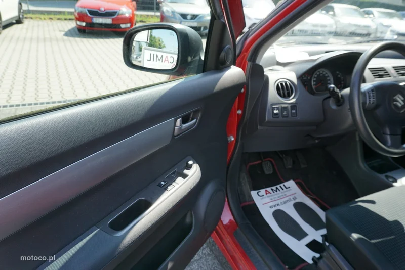 Suzuki Swift 14