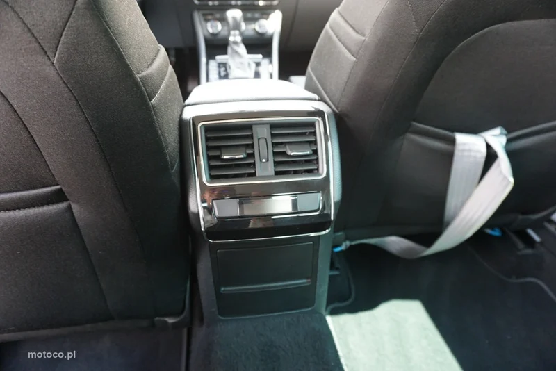 Skoda Superb III 14
