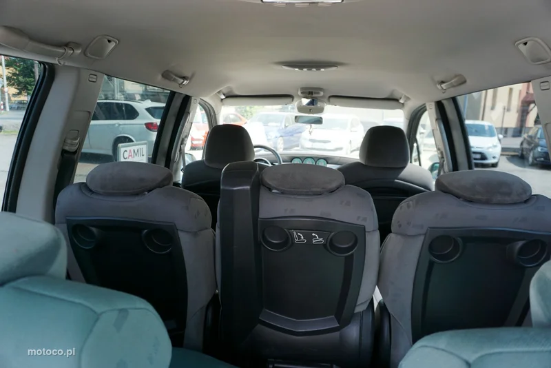 Peugeot 807 17