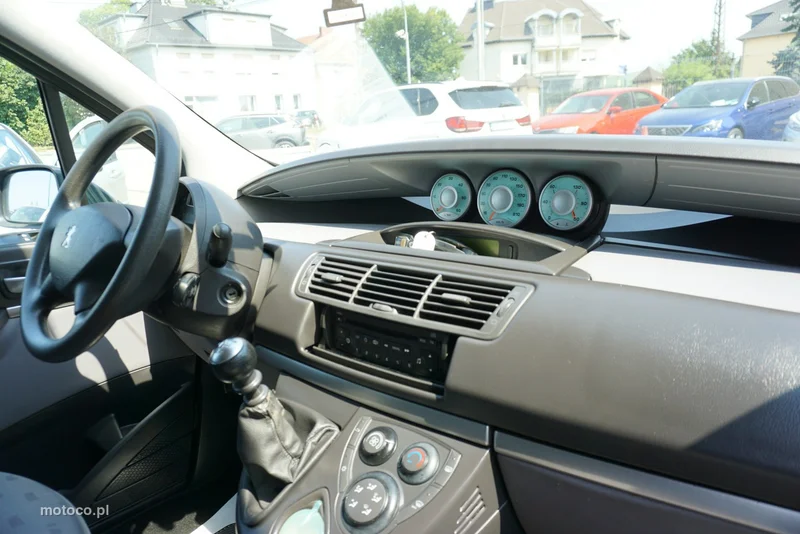 Peugeot 807 29