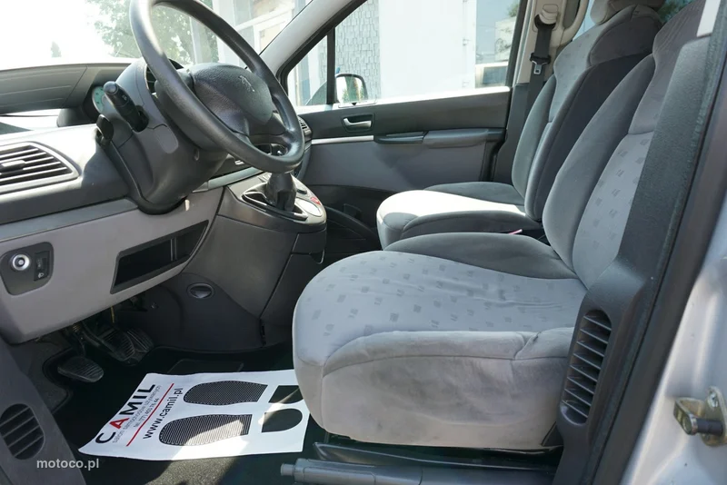 Peugeot 807 10