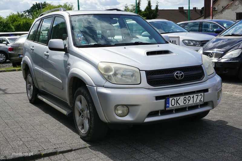 Toyota RAV 4 XA20 3