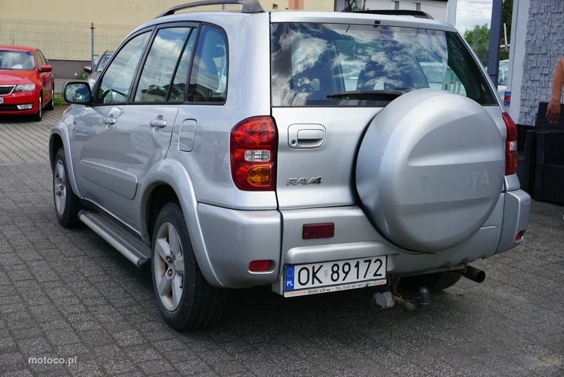 Toyota RAV 4 XA20 6