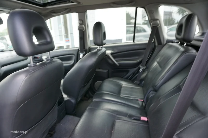 Toyota RAV 4 XA20 10