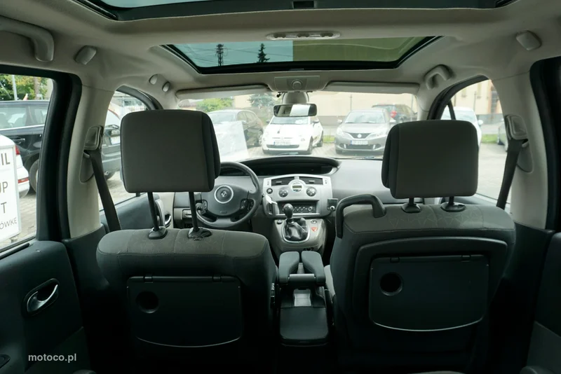 Renault Grand Scenic II 14