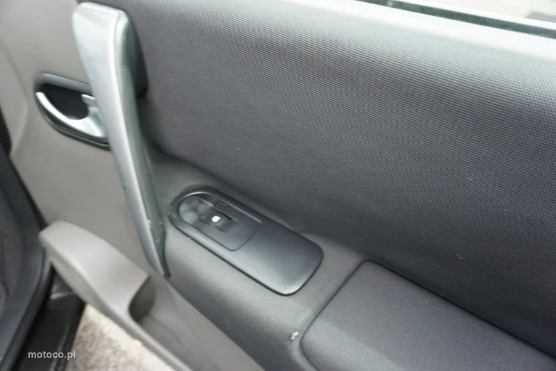 Renault Grand Scenic II 18