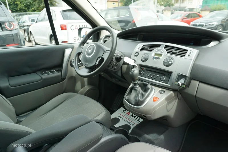 Renault Grand Scenic II 20