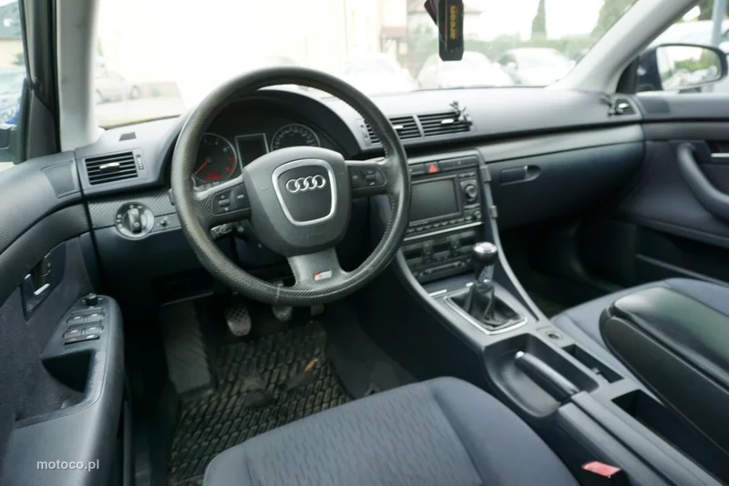 Audi A4 B7 12
