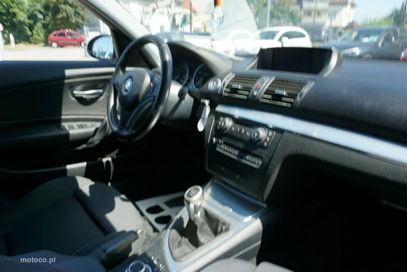 BMW Seria 1 E87 116 17