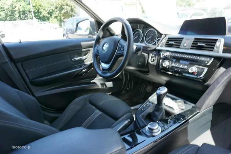 BMW Seria 3 F30 318 20