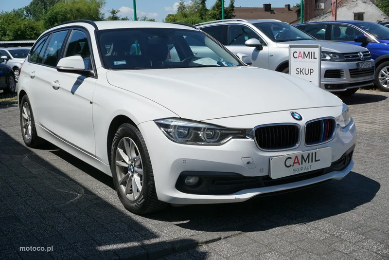 BMW Seria 3 F30 318 3