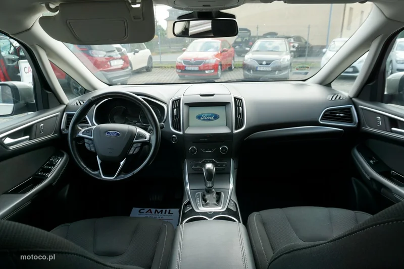 Ford S-Max II 13
