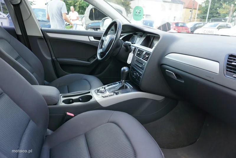 Audi A4 B8 20