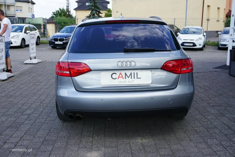 Audi A4 B8 5