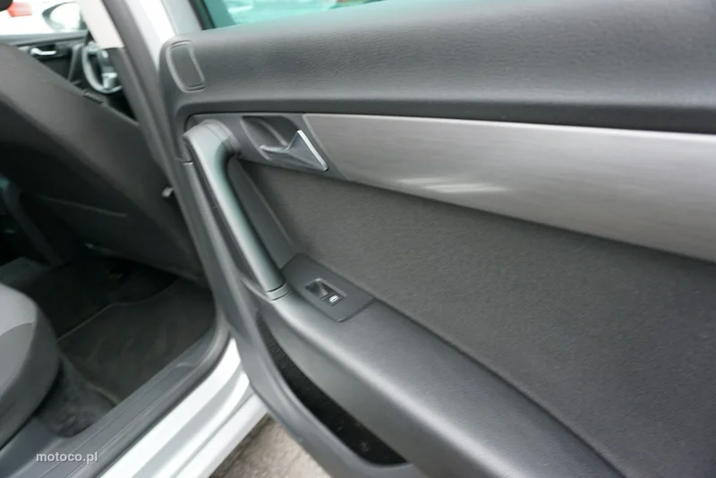 Volkswagen Passat Variant B7 15