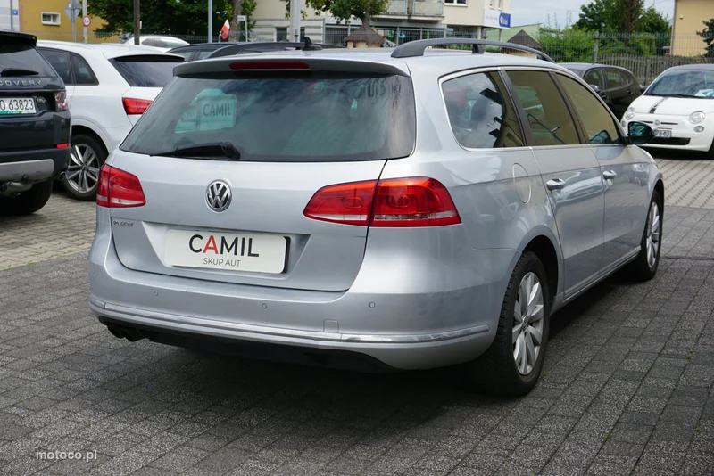 Volkswagen Passat Variant B7 4