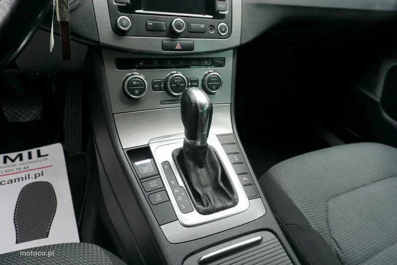 Volkswagen Passat Variant B7 8