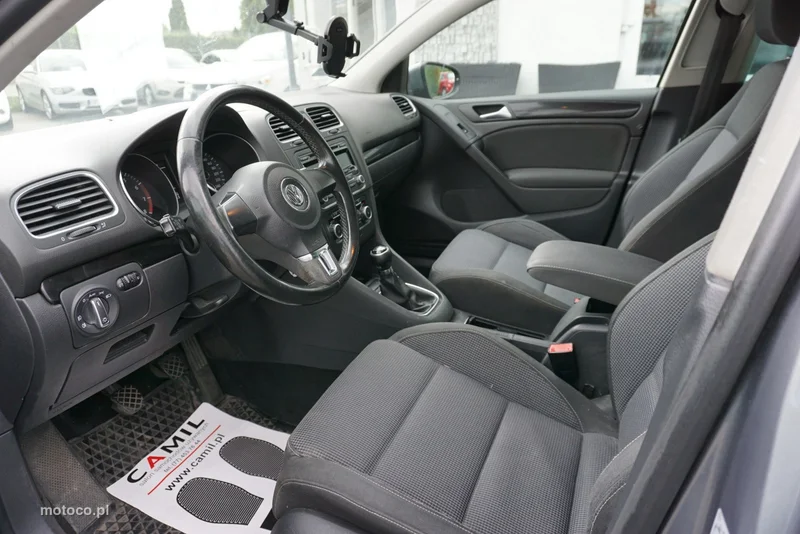 Volkswagen Golf VI 7