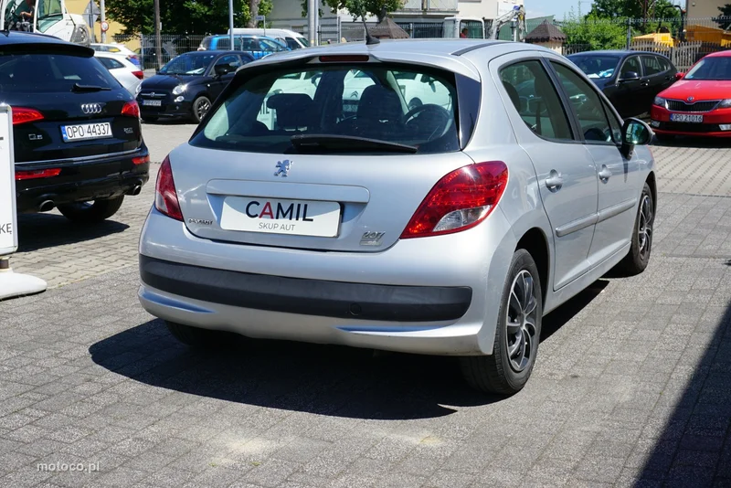 Peugeot 207 4