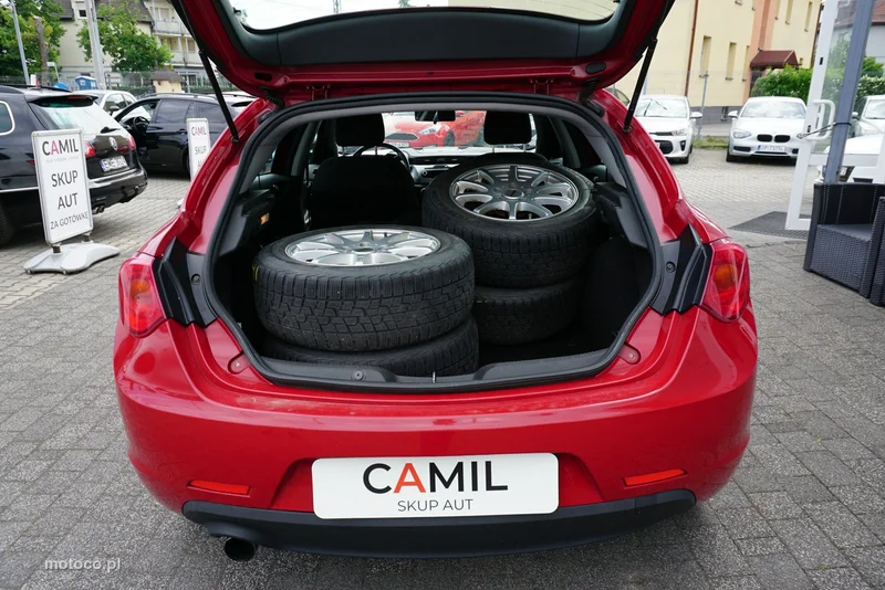 Alfa Romeo Giulietta 12