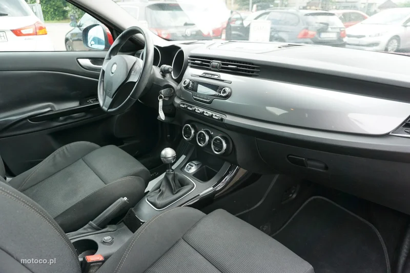 Alfa Romeo Giulietta 13
