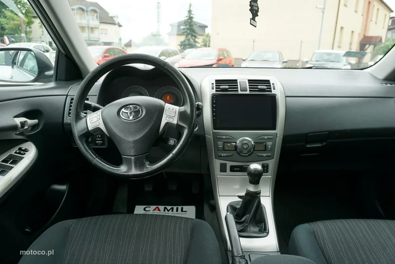 Toyota Corolla E140/E150 14