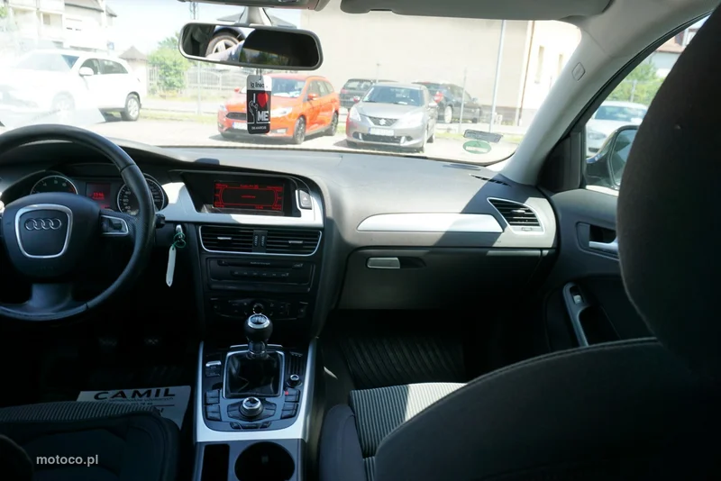 Audi A4 B8 13
