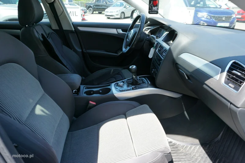Audi A4 B8 17