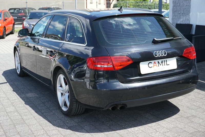 Audi A4 B8 6