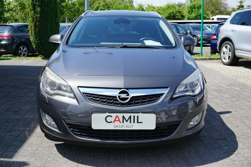 Opel Astra Sports Tourer 2