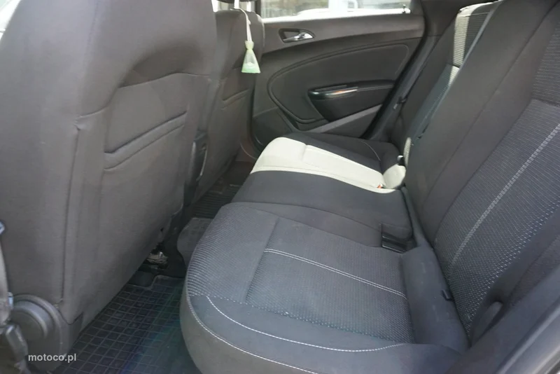 Opel Astra Sports Tourer 11