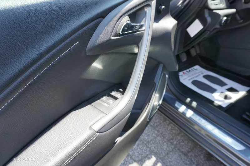 Opel Astra Sports Tourer 9