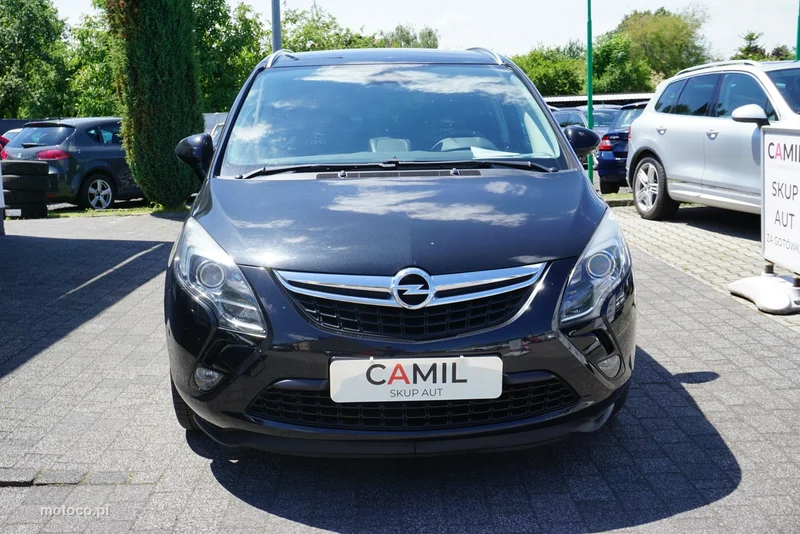 Opel Zafira C Tourer 2