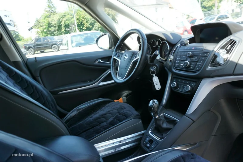 Opel Zafira C Tourer 20
