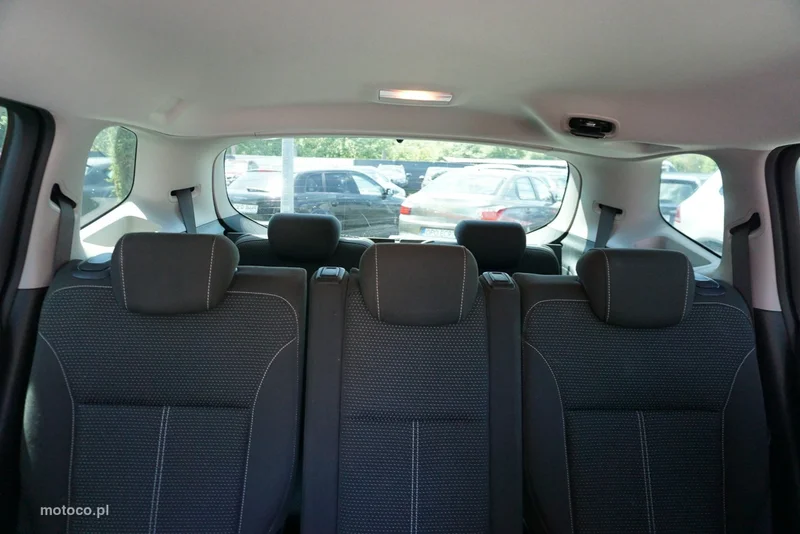 Opel Zafira C Tourer 21