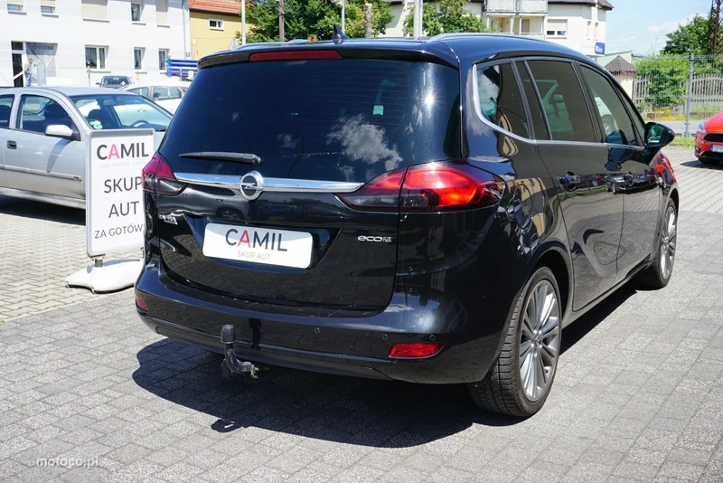 Opel Zafira C Tourer 4