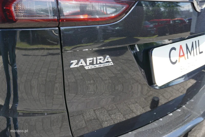Opel Zafira C Tourer 7
