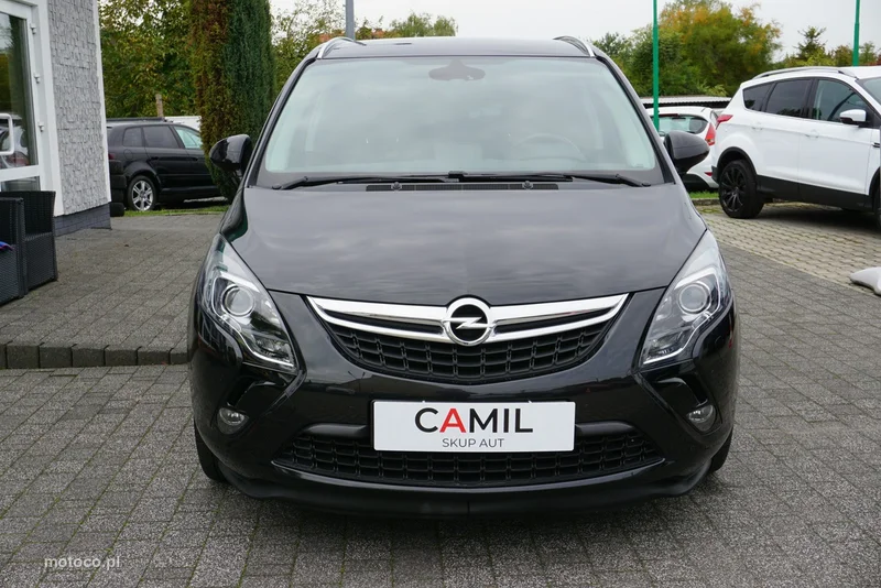 Opel Zafira C Tourer 2